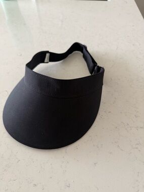 lululemon athletica Black Sun Visor